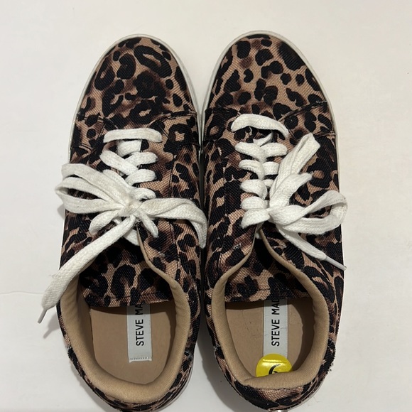 Steve Madden animal print womens sneakers - Picture 3 of 7